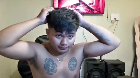 hunkyzeus online show from 04/20/26, 07:00