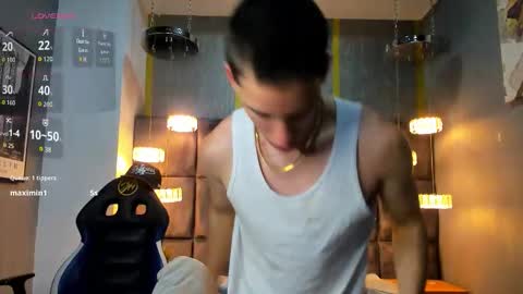 hunterheat_ online show from 03/12/26, 11:38