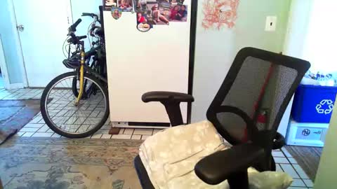 Hunter XX 420 online show from 04/08/26, 07:03