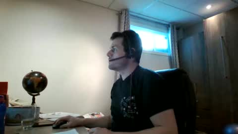 hurley7890 online show from 01/28/25, 07:53