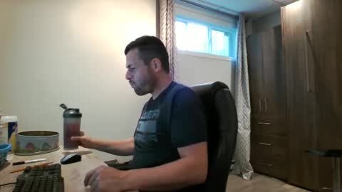 hurley7890 online show from 10/03/25, 01:30