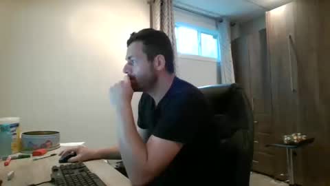 hurley7890 online show from 10/17/25, 02:41