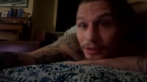 Snapshot of husbandandwife2011 chatting on 02/01/25, 04:46 husbandandwife2011 online show from 02/01/25, 04:46