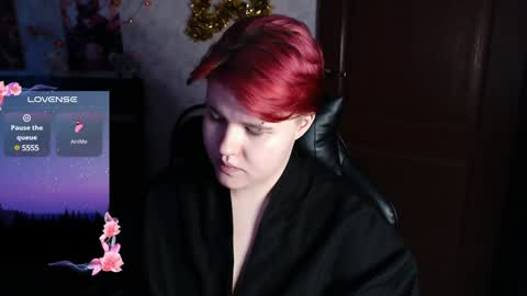 Snapshot of husk_ryan chatting on 01/11/25, 01:11 Ryan online show from 01/11/25, 01:11