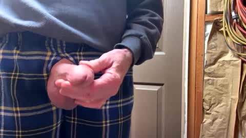 huskey300 online show from 02/02/25, 02:56