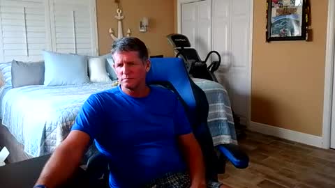 hvacstud4 online show from 02/25/26, 04:05