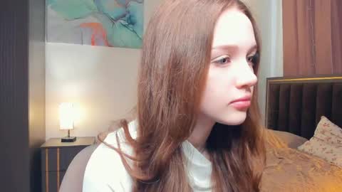 Snapshot of hwadwellingham chatting on 04/11/26, 07:45 Lily online show from 04/11/26, 07:45