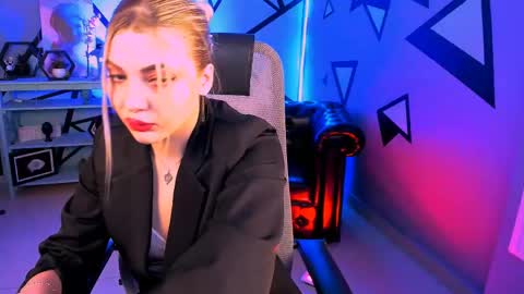 hyileyclark online show from 04/23/26, 01:24