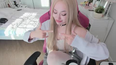 maru online show from 10/16/25, 09:43