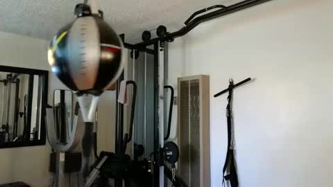 Snapshot of hypno_dick_therapy chatting on 01/03/25, 07:39 Mr. Frost online show from 01/03/25, 07:39