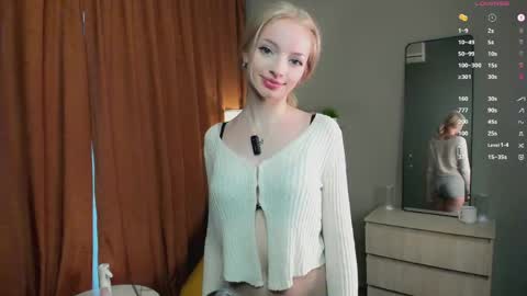 Kate online show from 05/17/26, 04:14