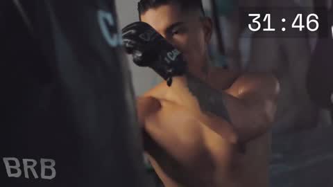 Snapshot of hyun_malee chatting on 01/30/25, 04:48 K Brandon online show from 01/30/25, 04:48