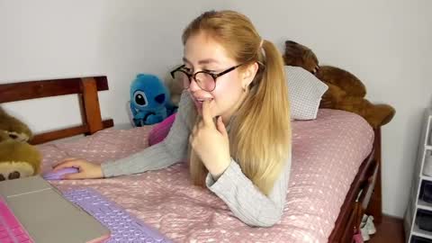 Hyun Joo online show from 04/20/26, 05:59