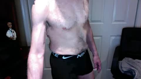 Snapshot of i8bgcq chatting on 02/27/25, 06:53 The Talented Mr. DILFy online show from 02/27/25, 06:53