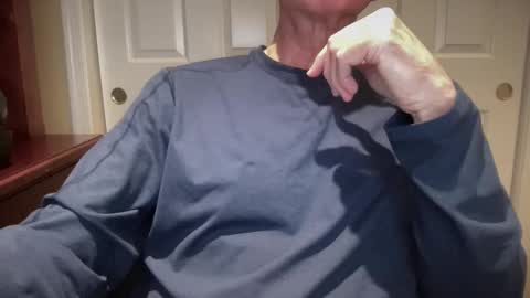 Snapshot of i8bgcq chatting on 10/21/25, 01:23 The Talented Mr. DILFy online show from 10/21/25, 01:23