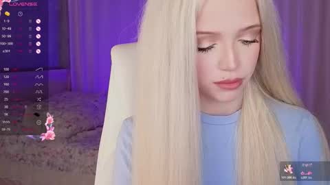 Joselle online show from 11/26/25, 10:55