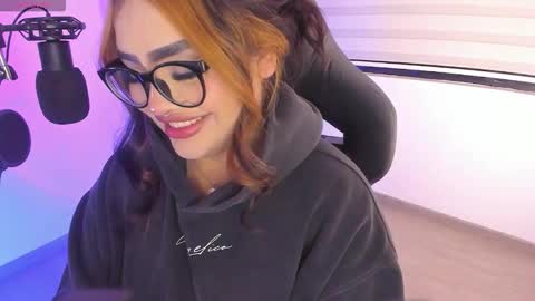 Ari online show from 01/08/26, 01:41