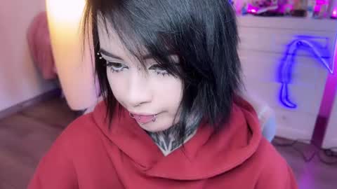 Snapshot of i_died_again chatting on 02/19/25, 02:44 Asya online show from 02/19/25, 02:44
