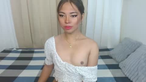 Snapshot of i_dont_bite69 chatting on 06/14/26, 02:24 25tks and HIT ME UP OR GET ONE OF MY SOCIALS online show from 06/14/26, 02:24