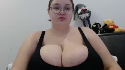 Dominika online show from 12/29/24, 05:44