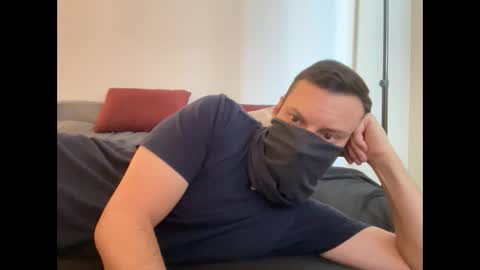 i o ro online show from 12/22/24, 09:20