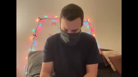 i o ro online show from 01/01/25, 01:47