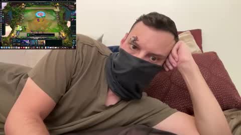 i o ro online show from 11/03/25, 05:20