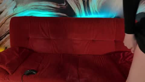 Snapshot of i_origins chatting on 05/15/26, 07:32 Aline online show from 05/15/26, 07:32