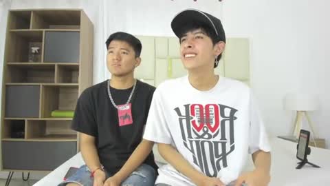Isak online show from 07/30/26, 11:42