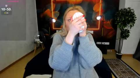 Snapshot of i_will_wake_u_up chatting on 02/05/26, 01:54 Samanta online show from 02/05/26, 01:54