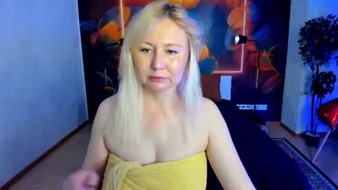 Samanta online show from 06/10/26, 01:39