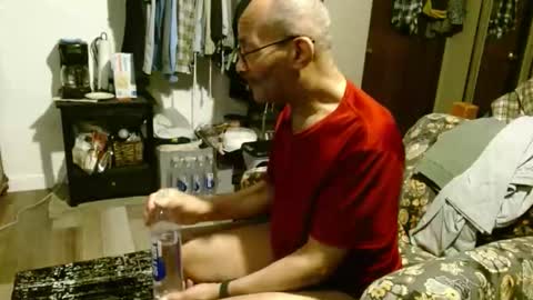 Snapshot of iam8zee chatting on 02/15/26, 09:41 Iam8zee online show from 02/15/26, 09:41