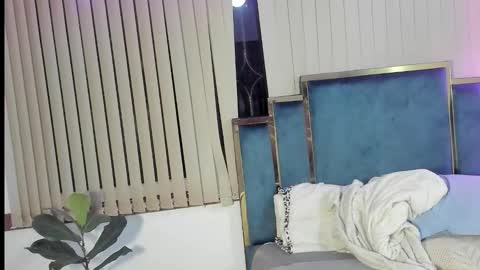 Brina online show from 10/22/25, 12:00