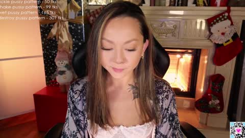 Snapshot of iam_casey chatting on 12/22/24, 05:34 Casey online show from 12/22/24, 05:34