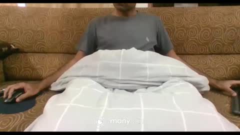 Snapshot of iam_jp084 chatting on 02/14/25, 11:42 JP online show from 02/14/25, 11:42