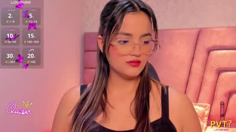 iam_lina online show from 04/23/26, 03:14