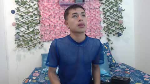 Snapshot of iam_lukas__ chatting on 09/12/25, 04:01 iam_lukas__ online show from 09/12/25, 04:01