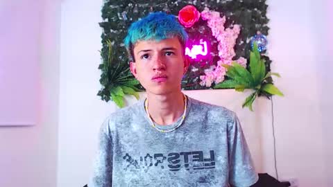 Snapshot of iam_lukas__ chatting on 10/12/25, 04:11 iam_lukas__ online show from 10/12/25, 04:11