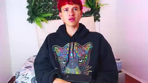 Snapshot of iam_lukas__ chatting on 10/17/25, 02:59 iam_lukas__ online show from 10/17/25, 02:59