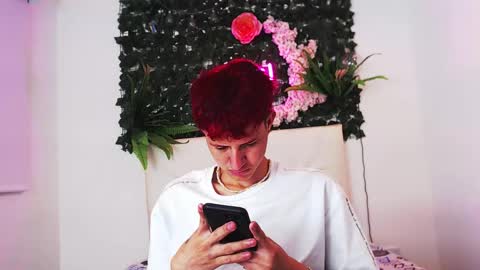 Snapshot of iam_lukas__ chatting on 10/19/25, 12:55 iam_lukas__ online show from 10/19/25, 12:55