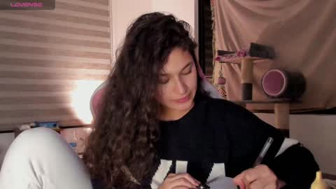 Snapshot of iam_nikki chatting on 01/15/25, 07:59 On instagram Imm NikkiHelp me reach 100 likes online show from 01/15/25, 07:59