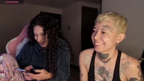 Snapshot of iam_nikki chatting on 03/10/25, 06:49 On instagram Imm NikkiHelp me reach 100 likes online show from 03/10/25, 06:49