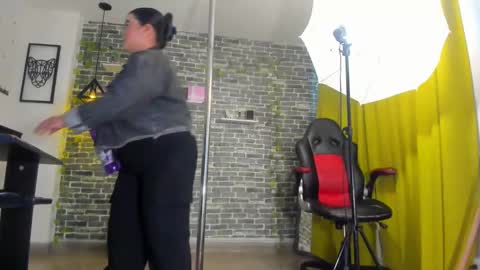 Snapshot of iam_samy chatting on 01/26/25, 06:06 Samy online show from 01/26/25, 06:06