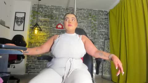 Snapshot of iam_samy chatting on 02/12/25, 06:09 Samy online show from 02/12/25, 06:09