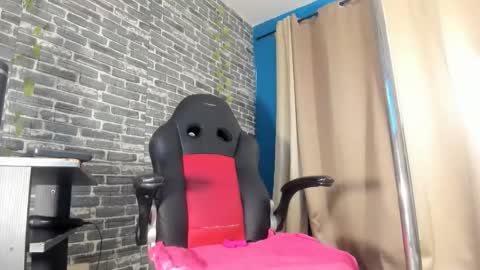 Snapshot of iam_samy chatting on 09/10/25, 11:21 Samy online show from 09/10/25, 11:21