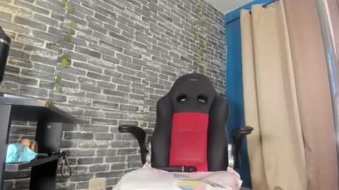 Snapshot of iam_samy chatting on 10/06/25, 11:29 Samy online show from 10/06/25, 11:29