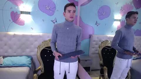 Iam Smith  online show from 01/13/26, 11:59