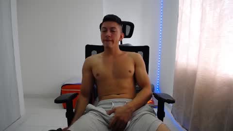 iam_yourbabyprincess_xd online show from 12/12/24, 06:53