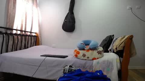 iam_yourbabyprincess_xd online show from 01/10/25, 08:37