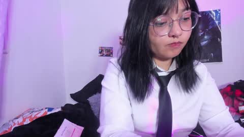 Snapshot of iam_zoechan chatting on 12/02/24, 09:35 Zoe 3 online show from 12/02/24, 09:35